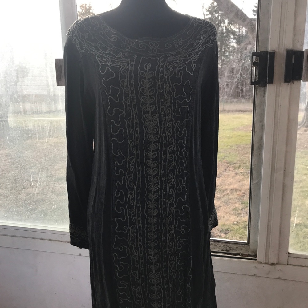 Sacred Threads Embroidered Dress Size M/L renaissance elven fairy